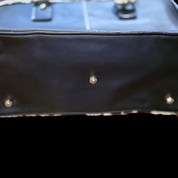 Designer Travel Bag by Jadavé - Picture 13 of 15